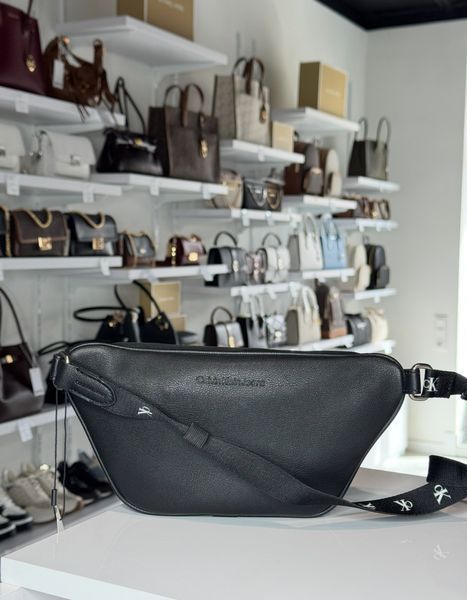 Бананка  Calvin Klein унісекс 208 фото