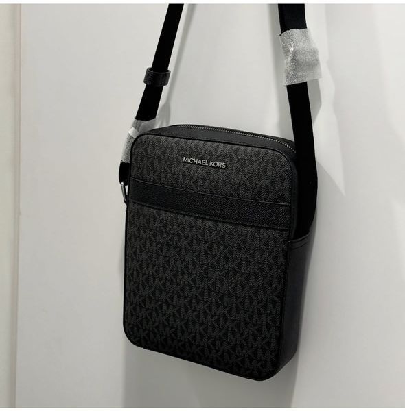 Сумка Michael Kors чоловіча 38 фото